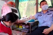 师市卫健委组织无偿献血活动