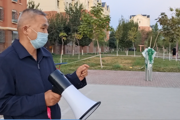 志愿者传递抗“疫”正能量