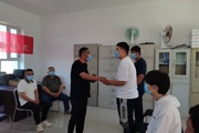 我为群众办实事 十连党支部牵线搭桥 爱心企业捐资助学
