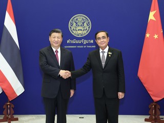 习近平同泰国总理巴育举行会谈