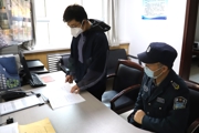 “疫”无反顾挑重担  默默坚守终不悔