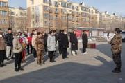 一三〇团育才路社区开展地震应急演练活动