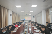 乡村振兴 “大家谈” 137团召开乡村振兴座谈会