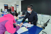 按下医疗报销“快捷键” 跑出为民服务“加速度”