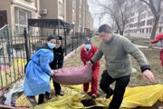 环境卫生共治，美好家园共享—绿荷里社区开展爱国卫生活动