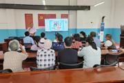 一三〇团胡杨苑社区：做好跨省异地就医结算服务宣传 让职工群众在异乡更有“医靠”