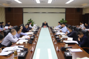 七师胡杨河市行政常务会议强调：谋划务实举措推动各项工作