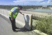 第七师胡杨河市交通运输局排查桥梁12座 涵洞41道临水临崖公路215公里