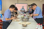 情暖中秋 检察同行 ——车排子垦区（胡杨河市）人民检察院党支部联合123团 居馨花园社区党支部开展结对共建活动