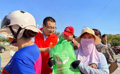 师市一二五团开展医保待遇调整宣传