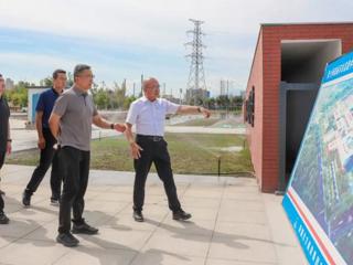 李华斌调研七师胡杨河市在建学校时强调：办好人民满意的教育 建设更多“家门口的好学校”