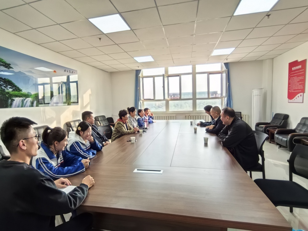 76ef0a058d7849c9b29f573659ddad56.jpg 76ef0a058d7849c9b29f573659ddad56.jpg