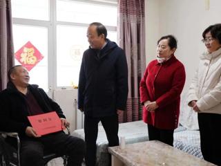 七师胡杨河市领导开展节前慰问：走访慰问传真情 凝聚合力促发展